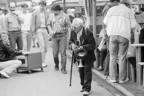 Wurstmarkt 1985: Zu diesem Fest haben es nicht alle Redaktionsmitglieder geschafft. Eine Gaudi war’s bestimmt trotzdem. 
