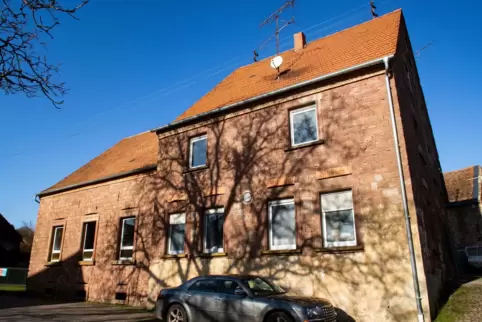 Die ehemalige Gaststätte Maurer in der Hauptstraße 13 wird zu altersgerechten Wohnungen umgebaut. Auf dem Gelände des früheren B