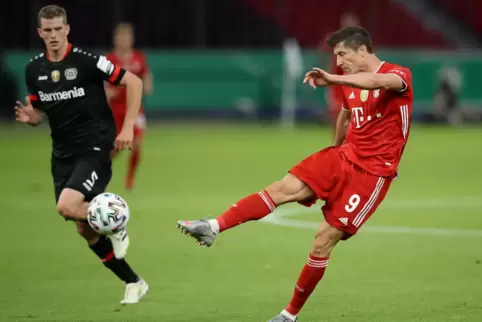 Lewandowskis Schuss zum 3:0. 