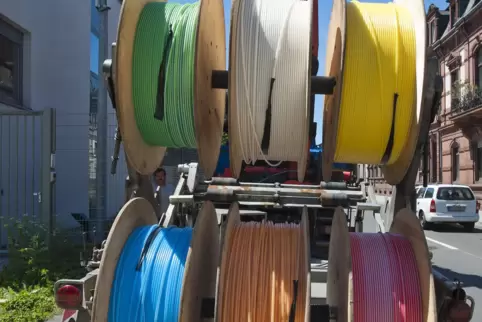 Glasfaserkabel sind die Grundlage für ein schnelles Internet.