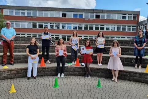 abgänger 9. und 10. klasse igs wfb bild 2