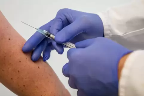 Weltweit wird an einem Impfserum gegen das Coronavirus geforscht.