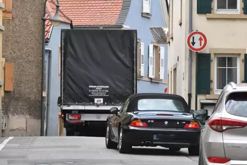Allein der Bau der B 271 neu zwischen Bad Dürkheim und Grünstadt schaffe Abhilfe beim Durchgangs- und Schwerlastverkehr, argumen