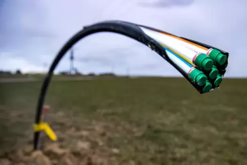Von Dorf zu Dorf in hohem Tempo werden im Leiningerland derzeit Glasfaserkabel verlegt. 