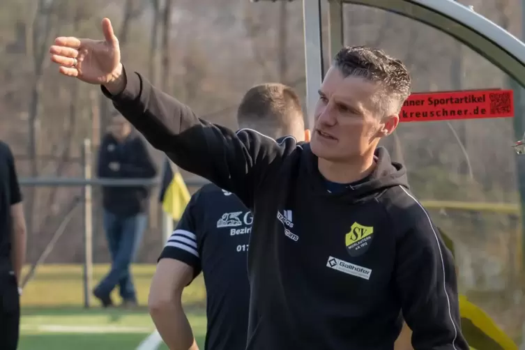 Daniel Graf, der Trainer des SV Morlautern, äußert sich kritisch zu einer möglichen Pokalhalbfinalpartie gegen den 1. FCK .