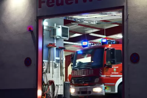 Fordern Rettungsdienste bei ihren Einsätzen die Unterstützung der Feuerwehr an, bekommen sie hinterher eine Rechnung gestellt.