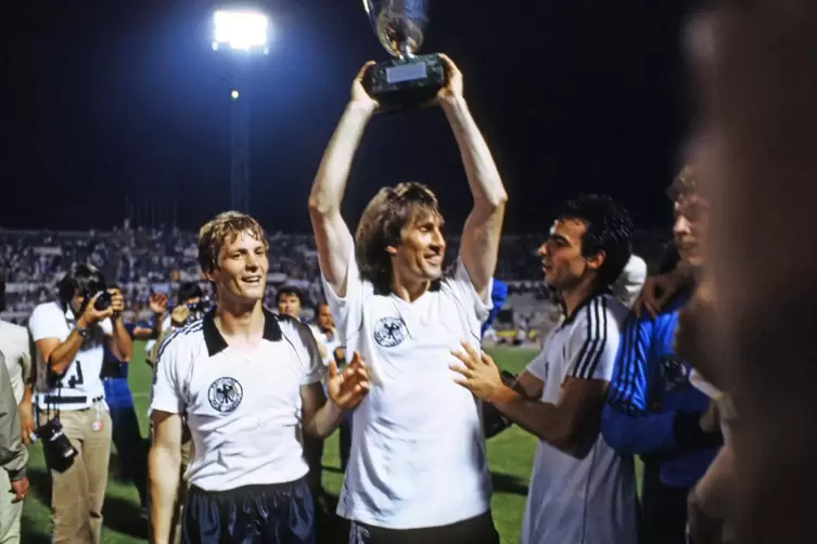 1980 gewann Manni Kaltz mit Deutschland die Europameisterschaft. 