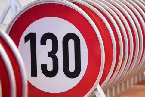 Kommt bald flächendeckend Tempo 130 auf deutschen Autobahnen? 
