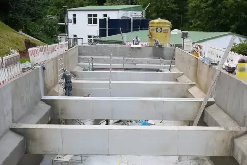 Das Regenüberlaufbecken auf dem Gelände der Kläranlage Blümeltal wird saniert.
