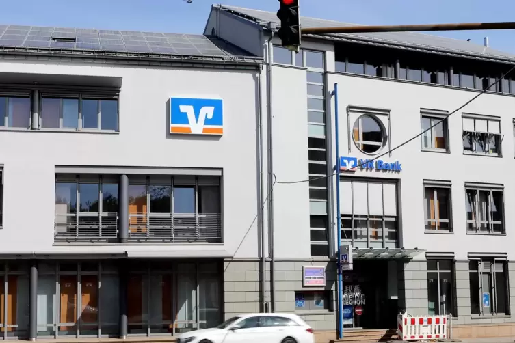 In der Kurtalstraße in Bad Bergzabern soll die neue VR-Bank Pfalz ihren Hauptsitz haben.