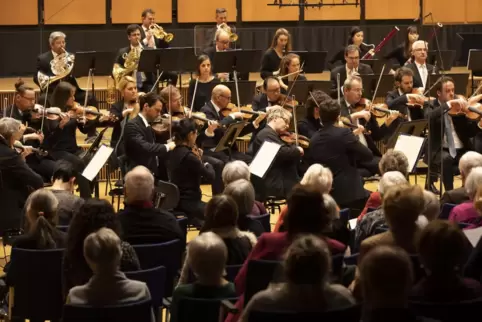 Arriviert, bekannt und professionell: die Deutsche Radio-Philharmonie Saarbrücken/Kaiserslautern bei einem Konzert kurz vor der 