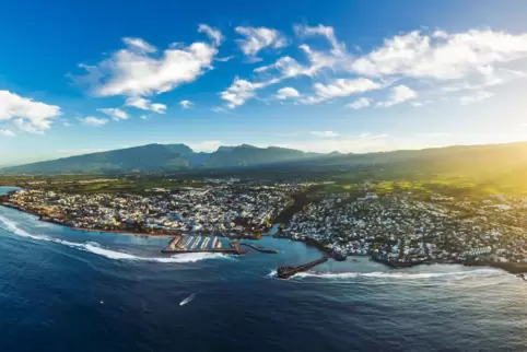 Auf der Flucht vor den „Mikrowellen-Angriffen“ verschlug es den 41-Jährigen auch auf die Insel La Réunion im Indischen Ozean. 