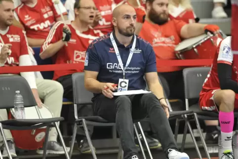 Mit Freude beim Job nach Feierabend: Assitenztrainer Frank Müller.