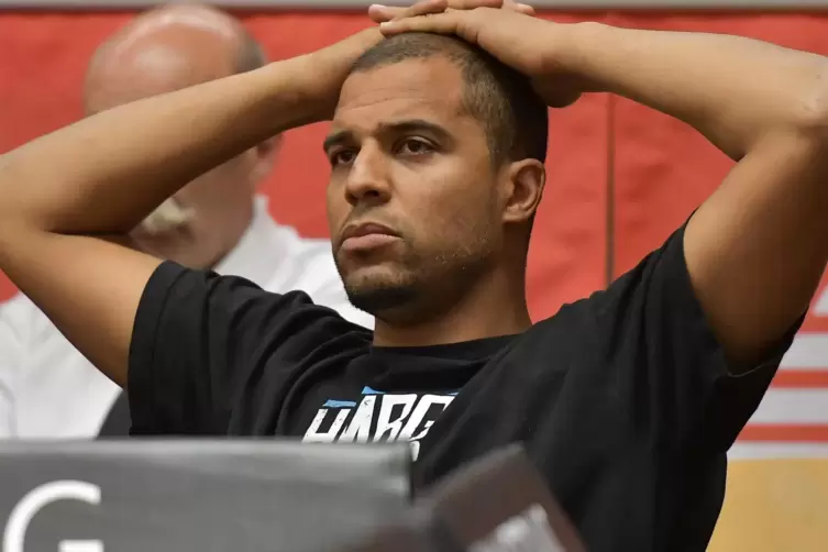 Hoffnungstr&auml;ger: Marvin Willoughby leistet bei den Towers-Basketballern wertvolle Arbeit, auch als Sozialhelfer vor Ort. 