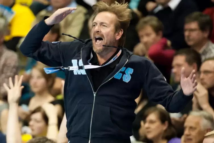 Erinnerung: Martin Schwalb wurde mit dem HSV Handball 2011 deutscher Meister. Der Verein wollte zu schnell zu viel. Bis die Inso