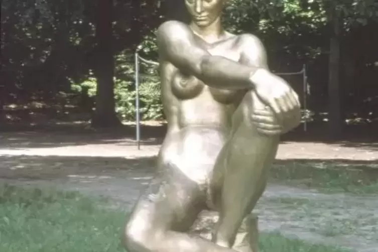 R&auml;kelte sich einst im Garten der Berliner Reichskanzlei: nackte &bdquo;Olympia&ldquo;. 