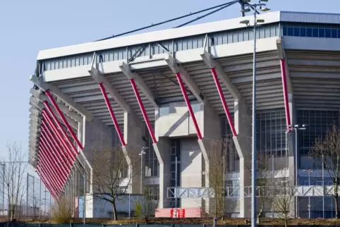 Im Fritz-Walter-Stadion wurde am Montagnachmittag über fünf Stunden lang intensiv mit zwei Investorengruppen diskutiert. 