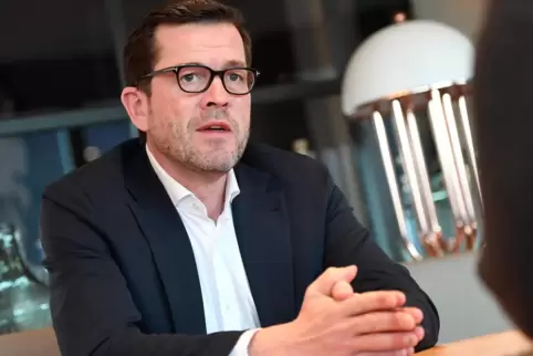 Will auf Wunsch seiner Töchter wieder nach Deutschland zurückkehren: Ex-Minister Karl-Theodor zu Guttenberg (CSU). 