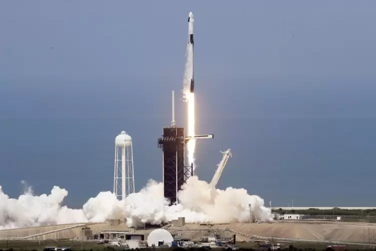 Bis heute ist Cape Canaveral der Ort, wo Amerikas Raketen – hier eine Falcon 9 – abheben.