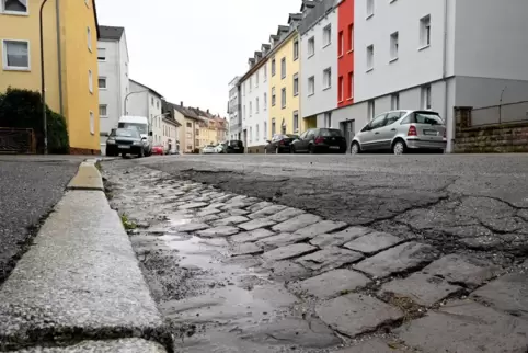 Die Hohmärtelstraße, eine Buckelpiste