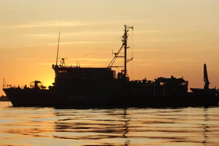 &Auml;u&szlig;erlich unterscheiden sich die Boote, hier das Minentauchereinsatzboot &bdquo;Rottweil&ldquo;, kaum. 
