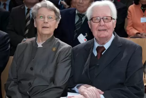 Hans-Jochen Vogel mit Ehefrau Liselotte.