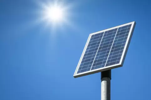 Solo-Solarmodule sollten möglichst auf einem passenden, standsicheren Gestell installiert werden.
