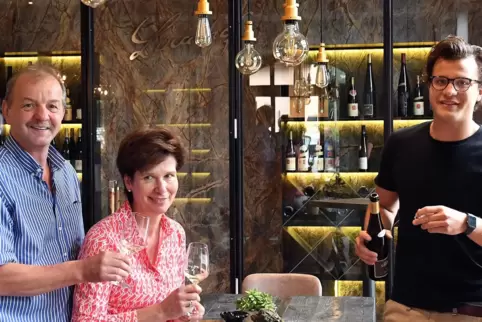Im elterlichen Weingut von Klaus und Christine Lucas hat Sohn Philipp bereits seinen festen Platz.
