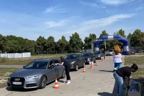 Die Einfahrt zur Road-Show. 