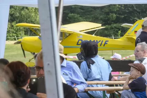 Das Ultraleichtflugzeug beim Flugplatzfest 2019.