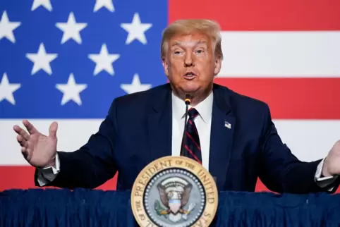 Relativierte seine Äußerungen zur Wahlverschiebung, um dann wieder nachzulegen: Donald Trump.