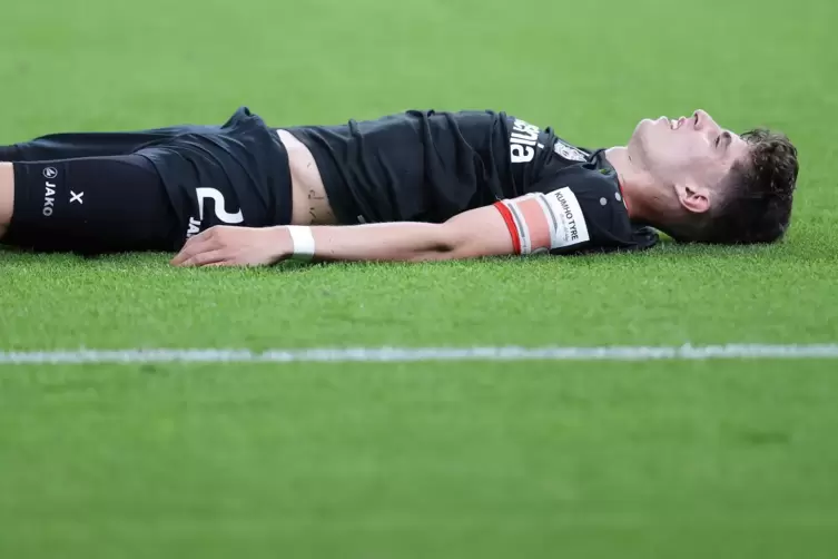 Möchte nicht wie nach dem verlorenen DFB-Pokalendspiel am Boden liegen, sondern mit Bayer Leverkusen in der Europa League Erfolg