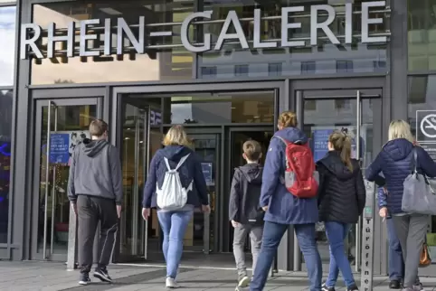 Der Eingang zur Rhein-Galerie.