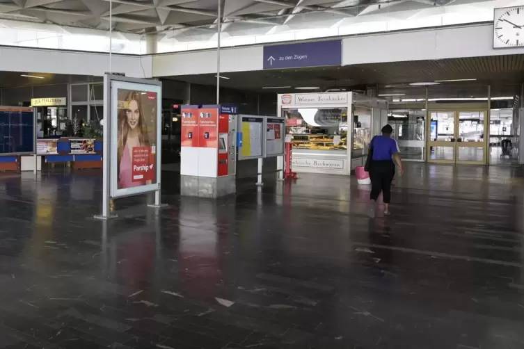 Die Eingangshalle im Hauptbahnhof: inzwischen ohne Modelleisenbahn.