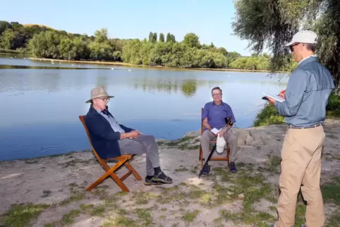 Nicht die reine Idylle: Roland Kirsch (links) und Gustav Pade (Mitte) sind sich im Doppelinterview mit Christian Berger längst n