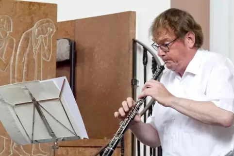 Feiert die zehnte Auflage seiner Treppenhauskonzert-Reihe in der Kaiserslauterer Apostelkirche: der Oboist Holger Hasse. 
