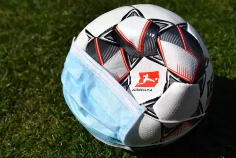 „Wie wir mit den abgesetzten Spielen verfahren, muss man jetzt erst einmal sehen. Es wird sich aber sicher eine Lösung finden.“ 