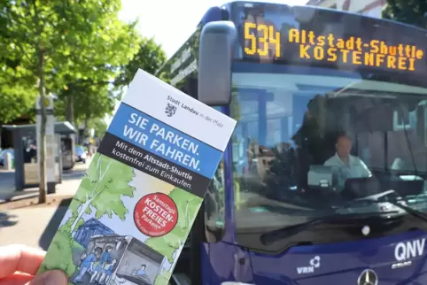 Der Shuttle fährt von Montag bis Samstag und ist für alle Nutzer kostenlos. 