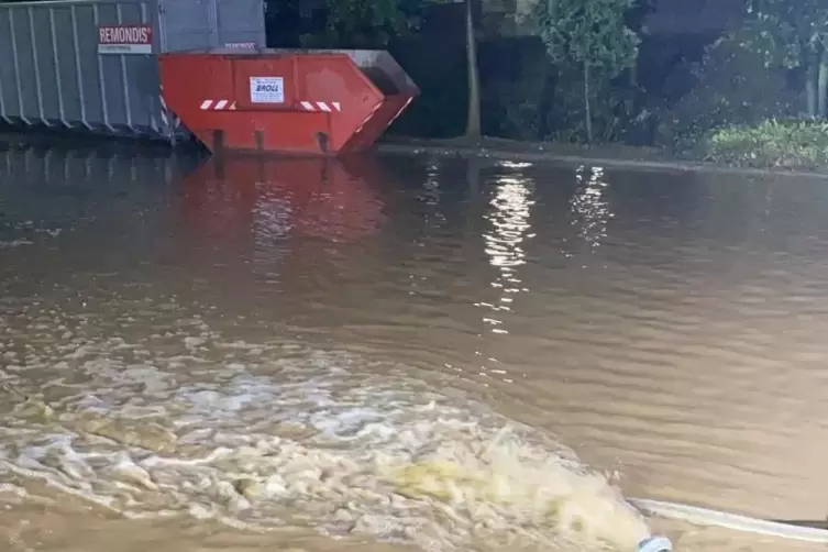 Kupferm&uuml;hle unter Wasser.