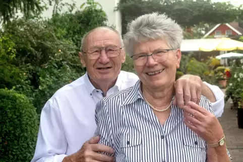 Beim Baden kennengelernt: Helga und Willi Matheis. 
