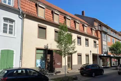 Alte Ixheimer Straße 4: Das Haus, bekannt als Schuhmacherei Sebald, soll abgerissen werden und einem Neubau weichen.