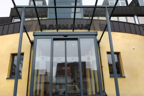 Zutritt am Freitag nicht möglich: das Rathaus in Dudenhofen. 