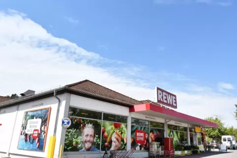 Die Dürkheimer interessiert, wie es mit Rewe-Markt am Wachenheimer Ortsausgang weitergeht. 