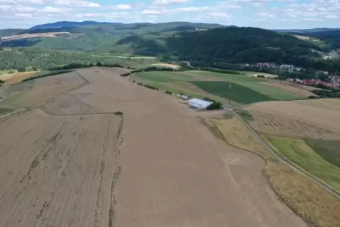 Als ein Vorteil des Flugplatzes Imsweiler wird gewertet, dass hier kein Wald in unmittelbarer Nähe ist. Der Hubschrauberlandepla Als ein Vorteil des Flugplatzes Imsweiler wird gewertet, dass hier kein Wald in unmittelbarer Nähe ist. Der Hubschrauberlandepla