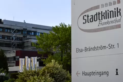 Der Ältestenrat habe OB Martin Hebich Handlungsvollmacht erteilt, sagt AfD-Fraktionssprecher Hartmut Trapp.