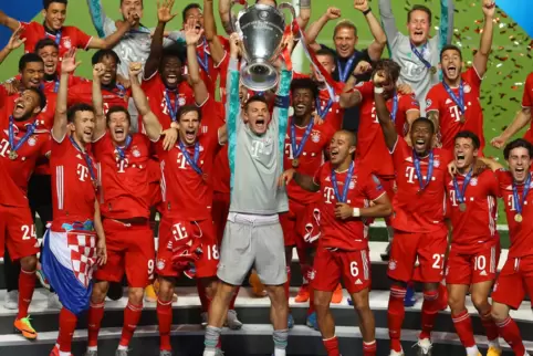Die Bayern jubeln.