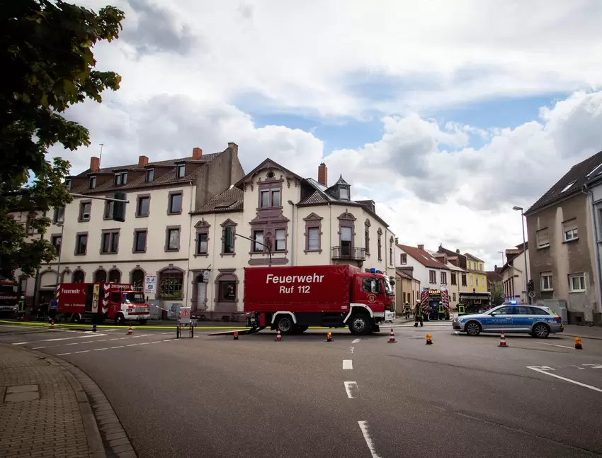 rp_thof_feuerwehr_feuer_etzelweg_003