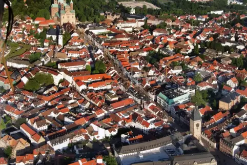 Es ist mitunter eng in Speyer: Gute Wohnungen und auch Kleingärten können für Entlastung sorgen. 