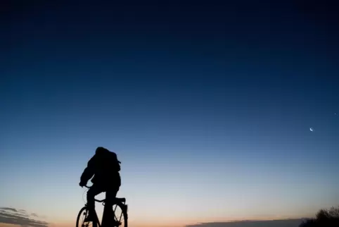 Bewegung an der frischen Luft, Landschaft genießen und entspannt ans Ziel kommen – fürs Radfahren gibt es viele gute Gründe. 