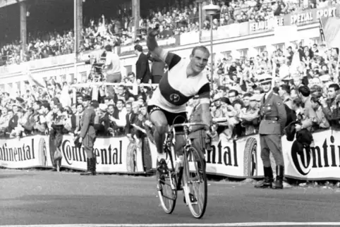 Ein Heimsieg vor 100.000 Menschen: Radsport-Legende Rudi Altig.
